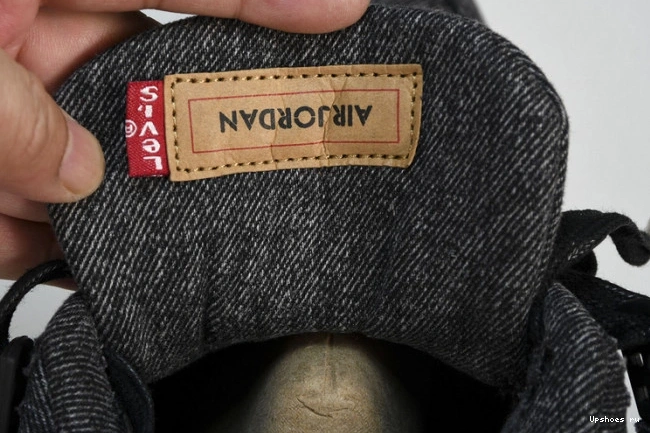 NRG Levis  Jordan Black 4 Levis Air AO2571-001 Denim Retro - 0503